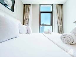 2B With Stunning Burj Views at Burj Crown
