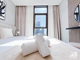 Luxurious 2B Apartment at Burj Crown Downtown