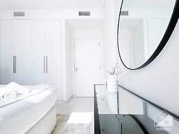 Luxurious 2B Apartment at Burj Crown Downtown