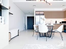 Luxurious 2B Apartment at Burj Crown Downtown