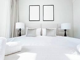 Luxurious 2B Apartment at Burj Crown Downtown