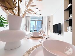 Luxurious 2B Apartment at Burj Crown Downtown