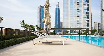 Luxurious 2B Apartment at Burj Crown Downtown