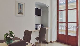 Conte Verde 10 con Balcone by Wonderful Italy