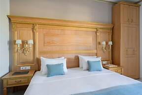 EVLOGIA HOTEL by Greek Pride