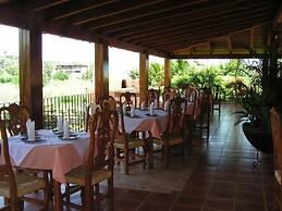 Paradise Lagoon Hotel