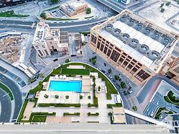 Luxury at Burj Crown Downtown Balcony & View