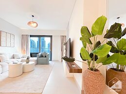 Luxury at Burj Crown Downtown Balcony & View