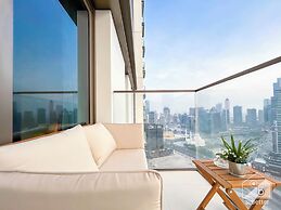 Luxury at Burj Crown Downtown Balcony & View