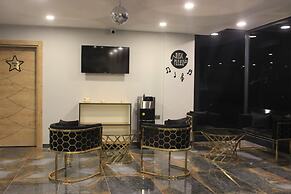 Retro Star Suites
