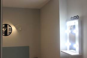 Retro Star Suites