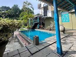 The Vitamin Sea Villa