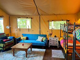 Camping De Helleborus