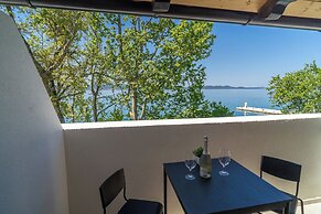 Seafront Sunset Studio&Rooms