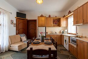 Mirsini Apartments in Sifnos