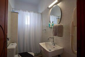Mirsini Apartments in Sifnos