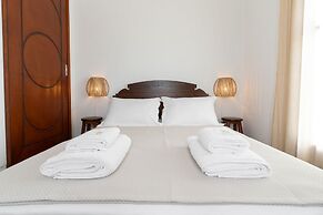 Mirsini Apartments in Sifnos