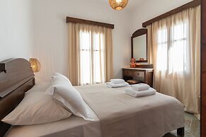 Mirsini Apartments in Sifnos