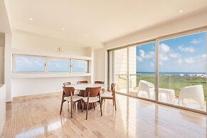 Penthouse With Private Picuzzi in Cap Cana