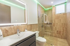Penthouse With Private Picuzzi in Cap Cana
