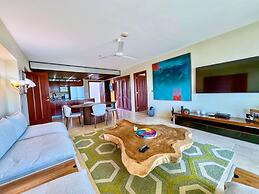 Apt With 2BR and Beach Access in Punta Palmera