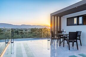 Villa Infinity Ena in Kalamaki