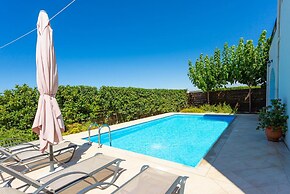 Villa Olive in Gerani