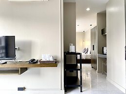 Mamatel Boutique