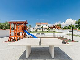 Aesthetic Villa With Private Pool