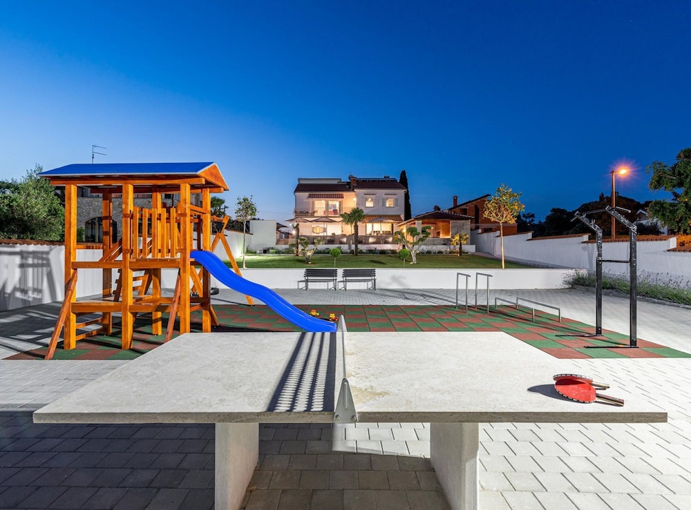 Aesthetic Villa With Private Pool