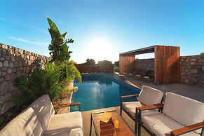 Aethrion Luxury Villas & Suites