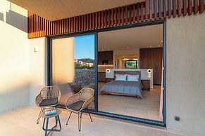 Aethrion Luxury Villas & Suites