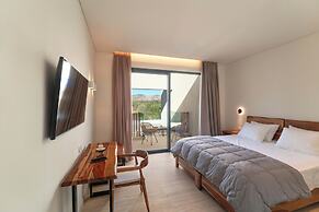 Aethrion Luxury Villas & Suites