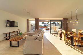 Aethrion Luxury Villas & Suites
