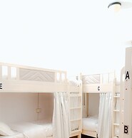 Sundrift Dubai Hostel