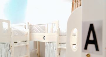 Sundrift Dubai Hostel