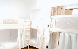 Sundrift Dubai Hostel