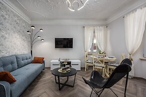 Modern Apartment in City Center