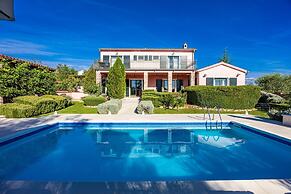 Idyllic Istrian Escape With Pool