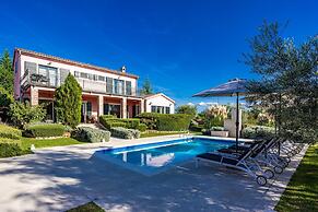 Idyllic Istrian Escape With Pool