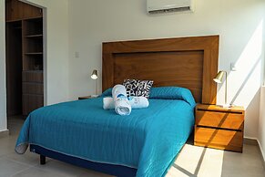 Villa with Pool Private Beach Acapulco