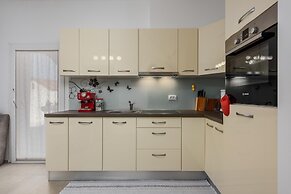 Apartment in Kukci With Heated Pool