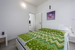 Apartment in Kukci With Heated Pool