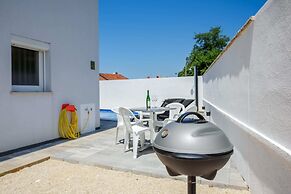 Apartment in Kukci With Heated Pool