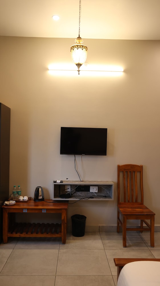 Dwaraka Resorts