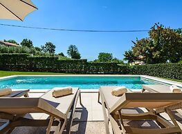 Premium Apartment With Private Pool