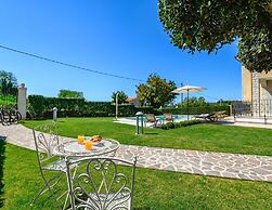 Premium Apartment With Private Pool