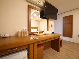 BOBOS HOTEL