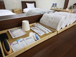 BOBOS HOTEL