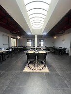 Le Ideal Suites